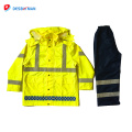 Hochwertiges wasserdichtes feuerfestes reflektierendes Fleece des neuen Entwurfs wasserdichte gefütterte Regenjacke mit Reißverschluss und Taschen